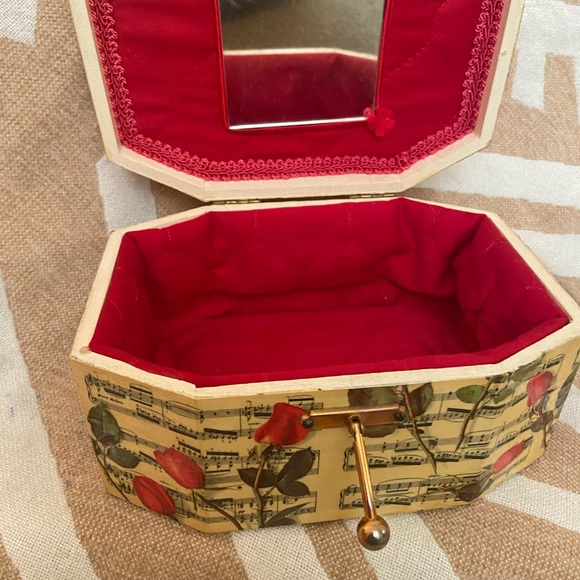 Wooden Box Purse Vintage - Picture 2 of 3